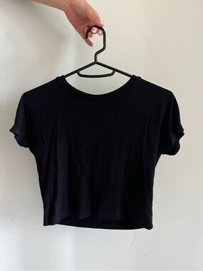 Zara Black Short Sleeve Crop Tee